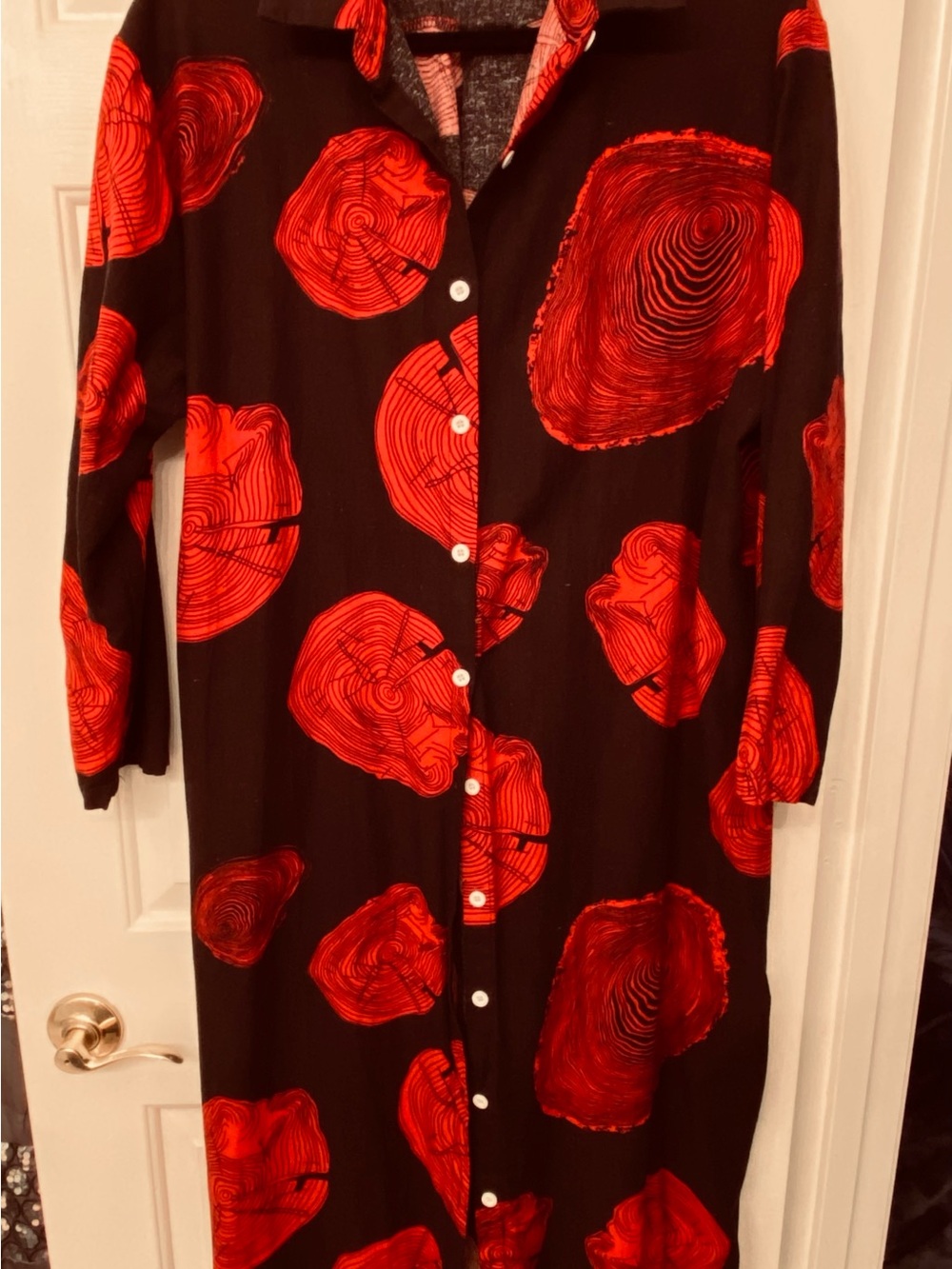 Black Long Button-Front Women's Dress with Red Abstract Print